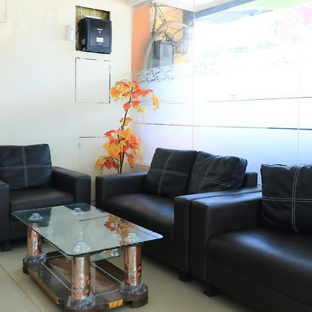 Al-Badar Hotel Syariah Makassar Dış mekan fotoğraf