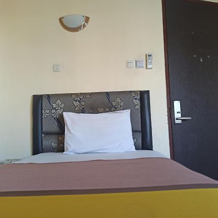 Al-Badar Hotel Syariah Makassar Dış mekan fotoğraf