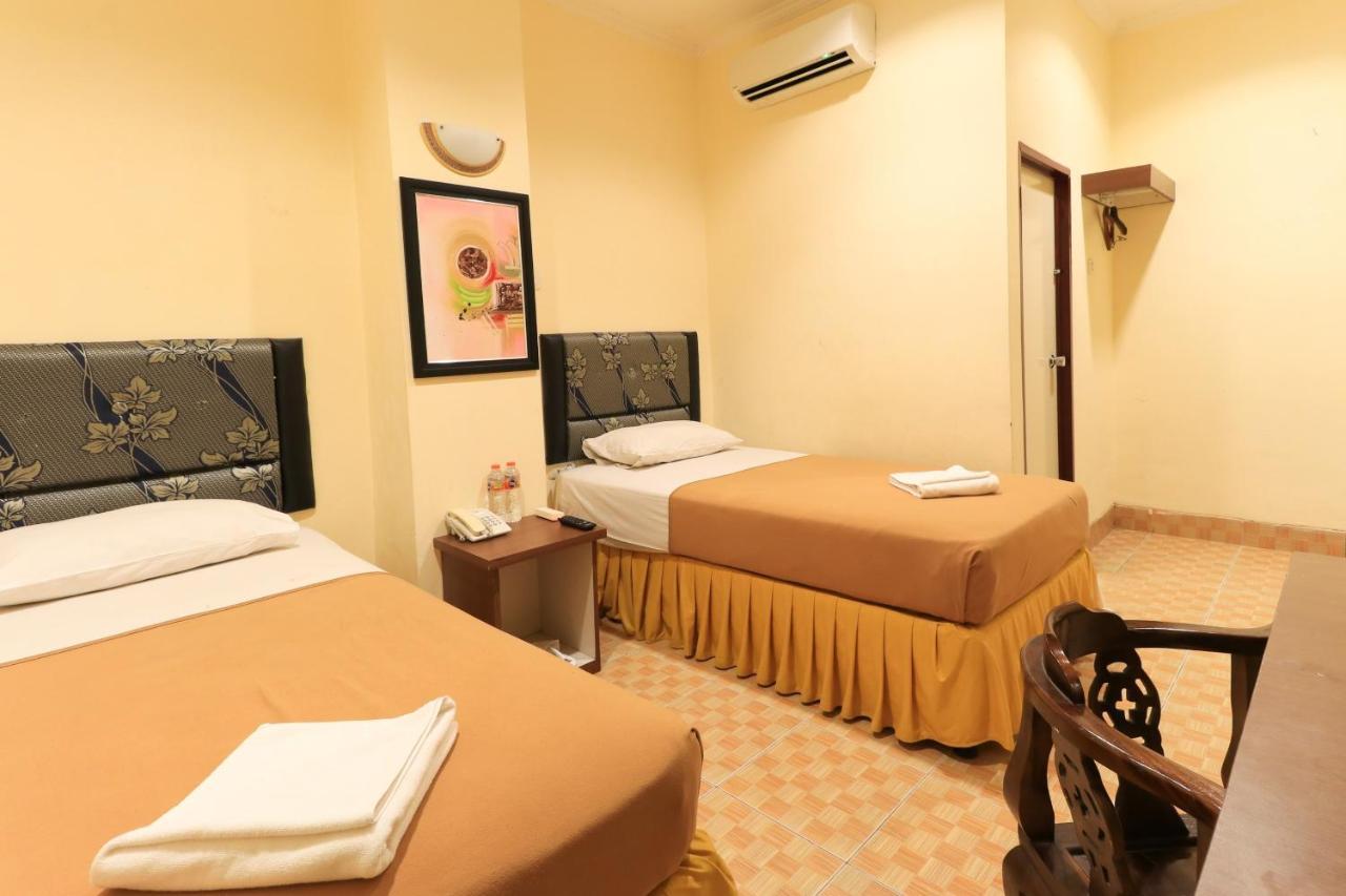Al-Badar Hotel Syariah Makassar Dış mekan fotoğraf