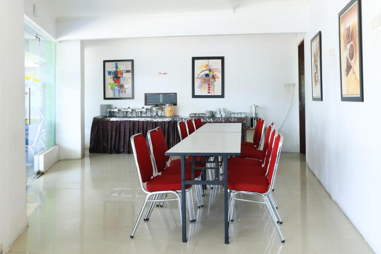 Al-Badar Hotel Syariah Makassar Dış mekan fotoğraf