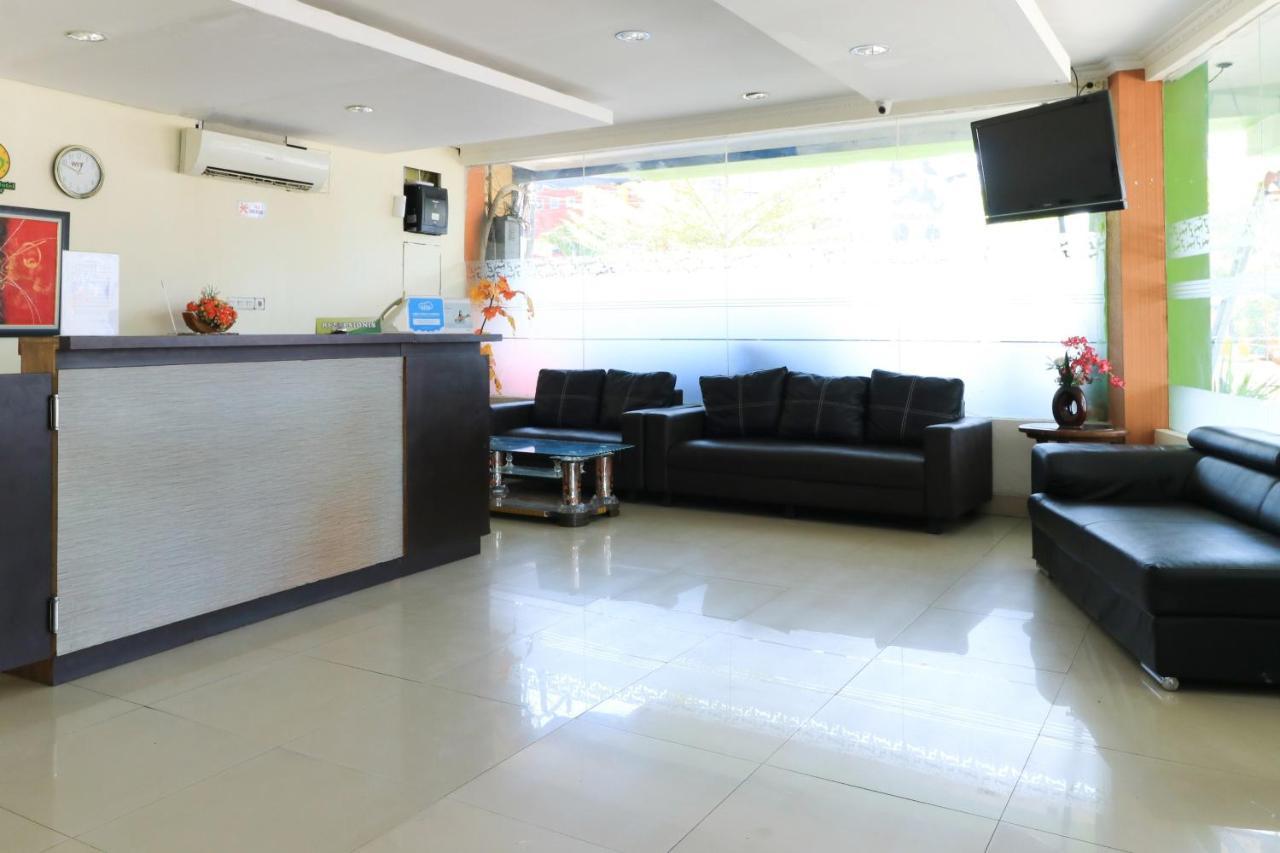 Al-Badar Hotel Syariah Makassar Dış mekan fotoğraf